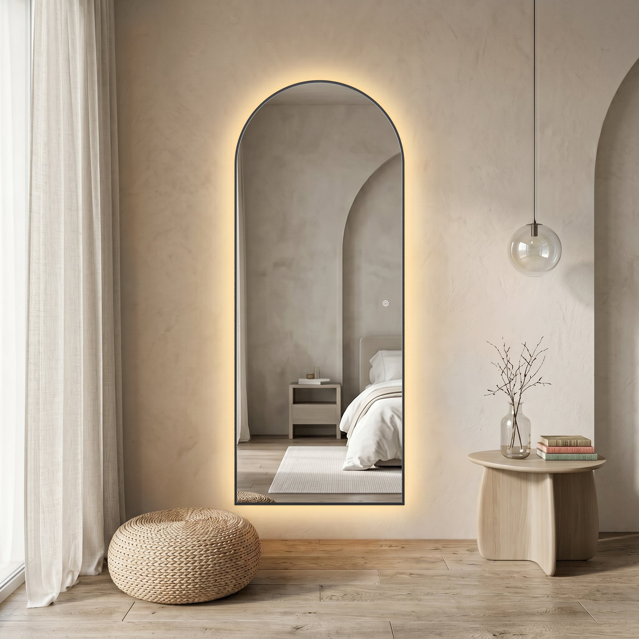 Carmen - LED Spegel med Svart Ram & Belysning (I flera storlekar)