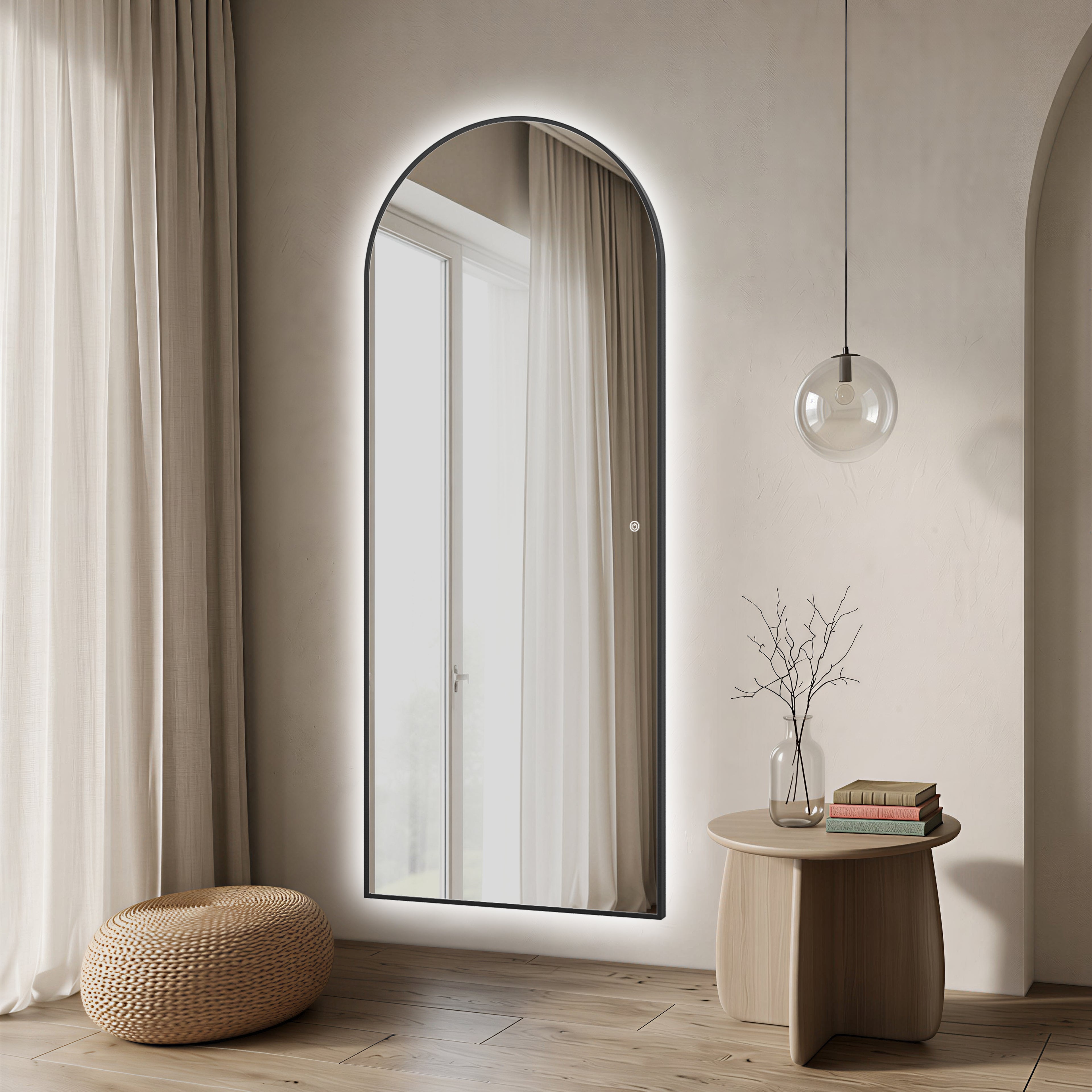 Carmen - LED Spegel med Svart Ram & Belysning (I flera storlekar)